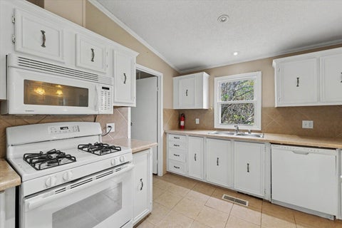 Tiny photo for 14 CHERRY Court, Ogden, IL 61859 (MLS # 12560732)
