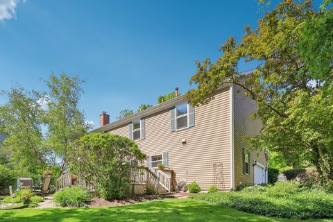 Tiny photo for 305 BUCKINGHAM Drive, Algonquin, IL 60102 (MLS # 12520641)