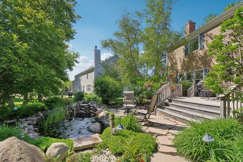 Tiny photo for 305 BUCKINGHAM Drive, Algonquin, IL 60102 (MLS # 12520641)