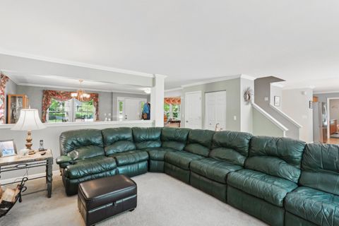 Tiny photo for 305 BUCKINGHAM Drive, Algonquin, IL 60102 (MLS # 12520641)