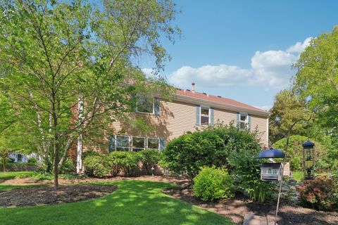Tiny photo for 305 BUCKINGHAM Drive, Algonquin, IL 60102 (MLS # 12520641)