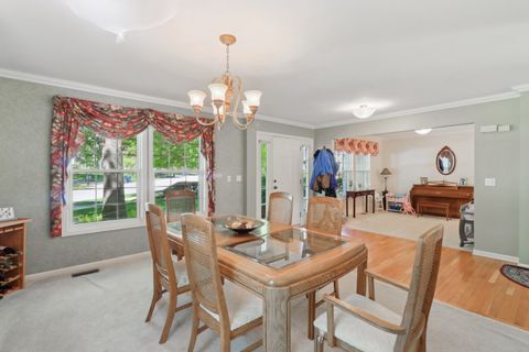 Tiny photo for 305 BUCKINGHAM Drive, Algonquin, IL 60102 (MLS # 12520641)