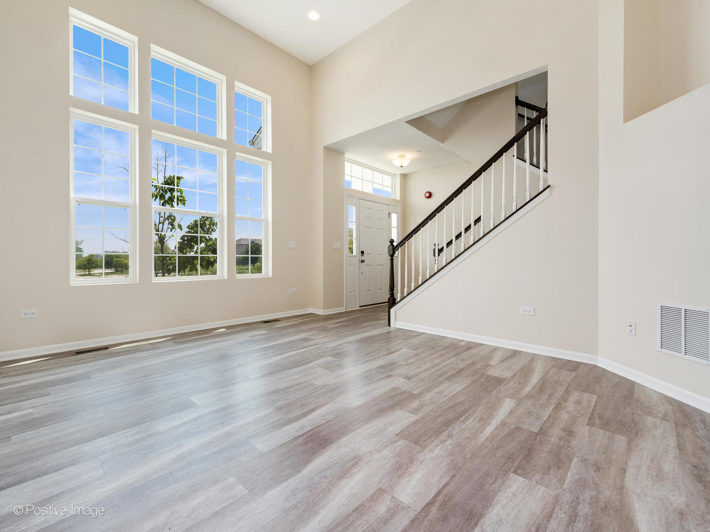 14017 S Belmont Drive