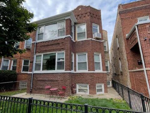 3322 W Pensacola Avenue Chicago IL 60618