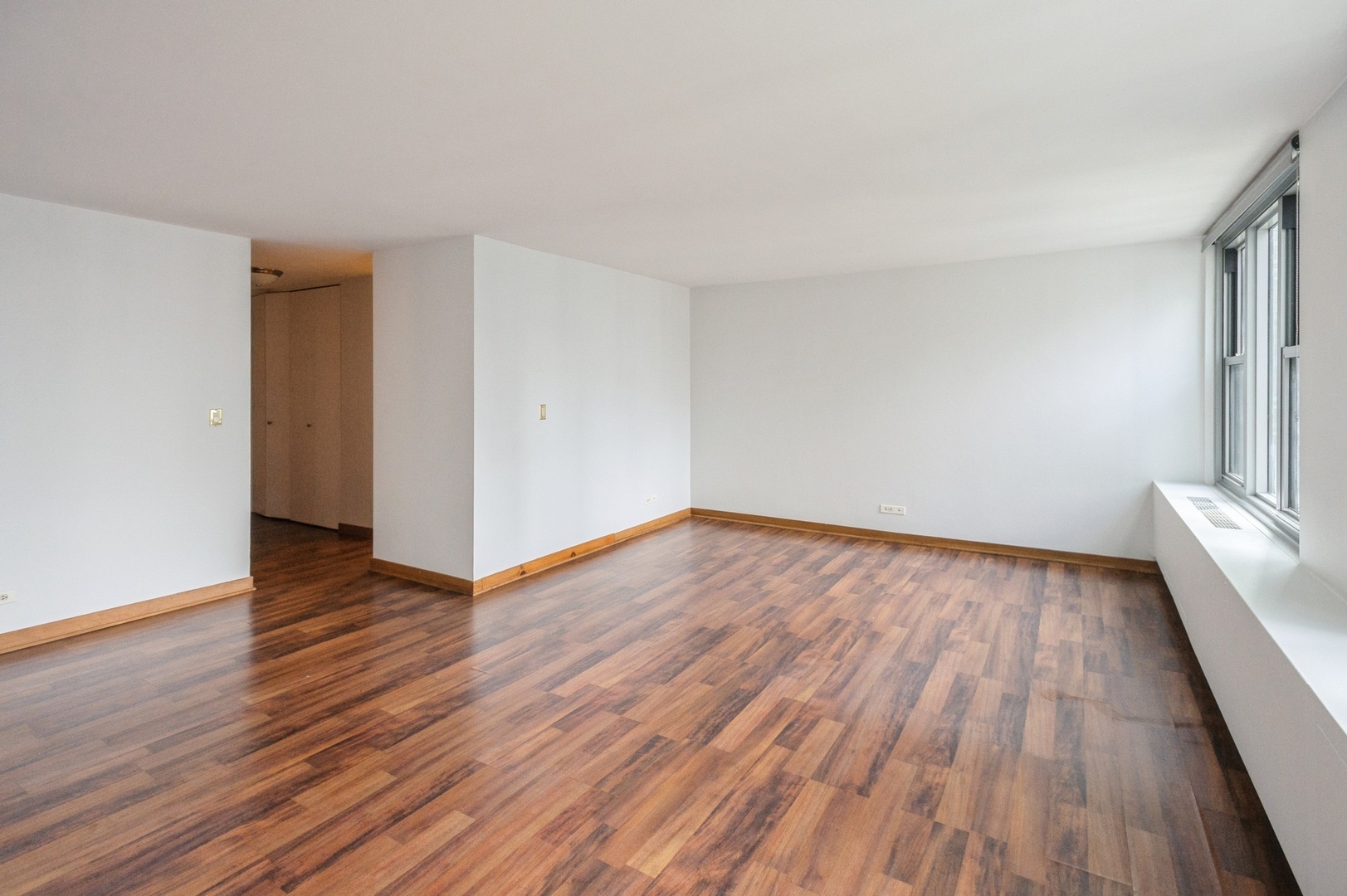 Chicago, Illinois 60601, United States, ,1 BathroomBathrooms,Residential,Contingent,190664