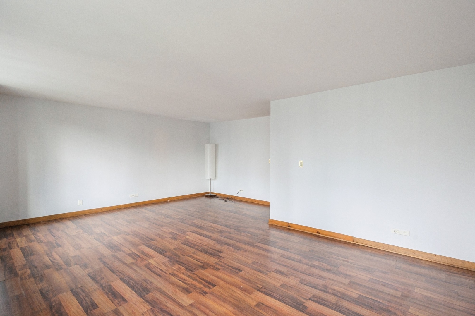 Chicago, Illinois 60601, United States, ,1 BathroomBathrooms,Residential,Contingent,190664