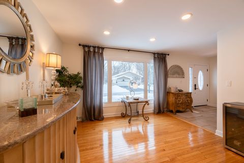 Tiny photo for 329 Montclare Lane, Wood Dale, IL 60191 (MLS # 12526964)