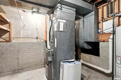 Tiny photo for 3011 N PINE Street, Davenport, IA 52804 (MLS # QC4266083)