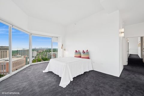 Tiny photo for 1720 Maple Avenue #2710, Evanston, IL 60201 (MLS # 12577672)