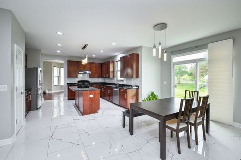 Tiny photo for 2393 Bryn Mawr Lane, Crystal Lake, IL 60014 (MLS # 12633811)