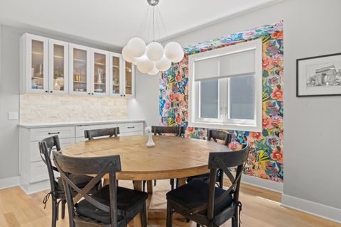 Tiny photo for 527 Woodbine Avenue, Oak Park, IL 60302 (MLS # 12643888)