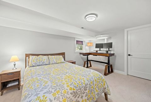 Tiny photo for 527 Woodbine Avenue, Oak Park, IL 60302 (MLS # 12643888)
