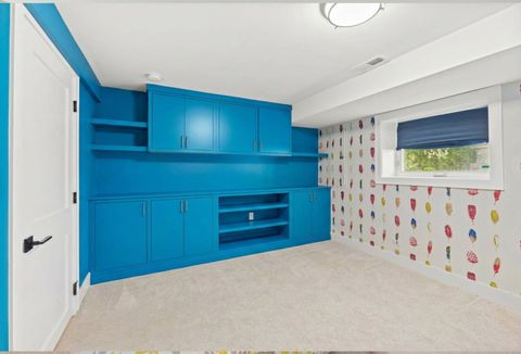 Tiny photo for 527 Woodbine Avenue, Oak Park, IL 60302 (MLS # 12643888)