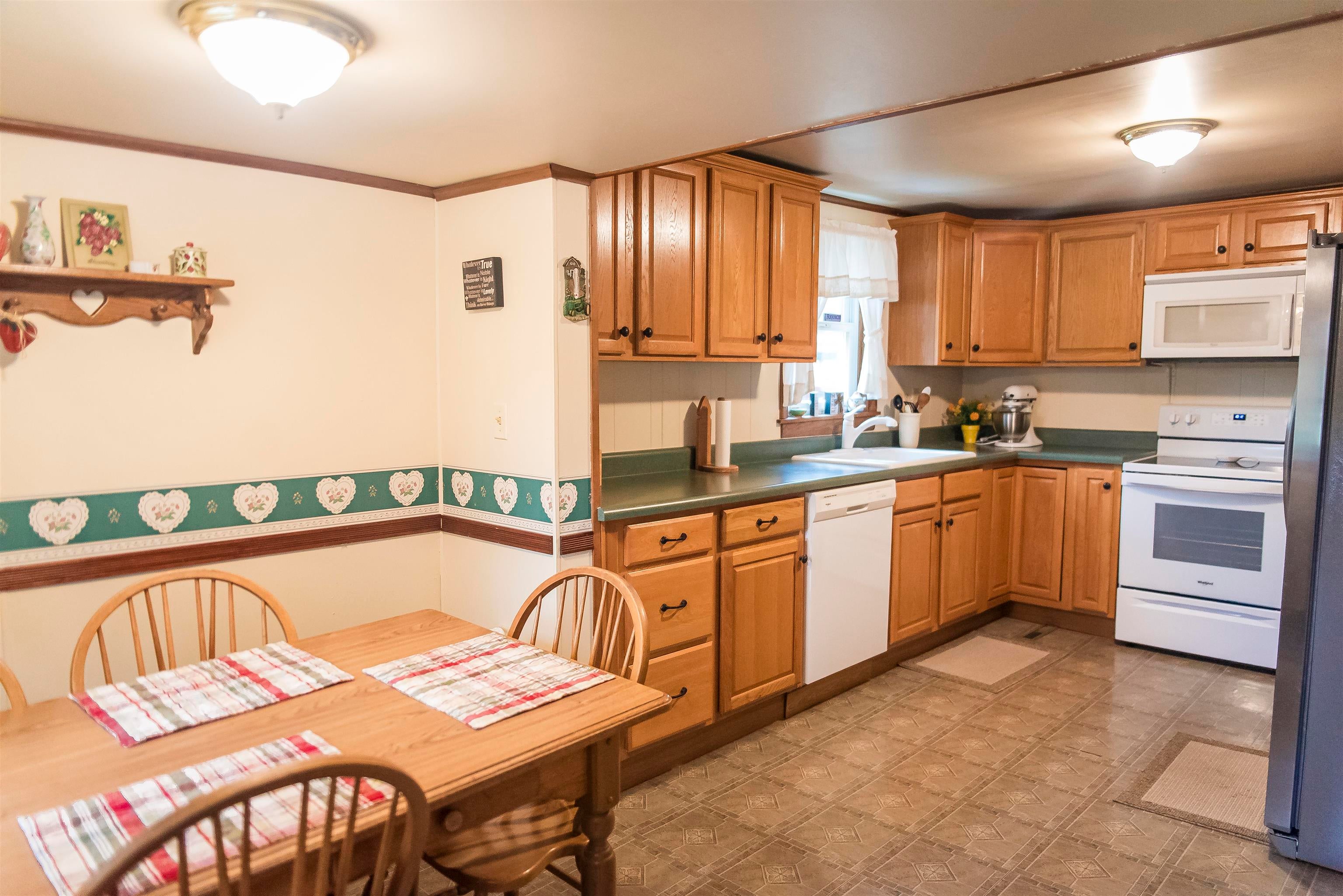 2393 E 1400th Street