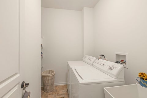 Tiny photo for 2702 Kendall Crossing, McHenry, IL 60051 (MLS # 12749235)