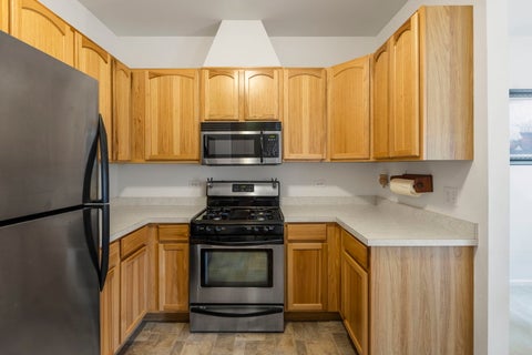 Tiny photo for 2702 Kendall Crossing, McHenry, IL 60051 (MLS # 12749235)