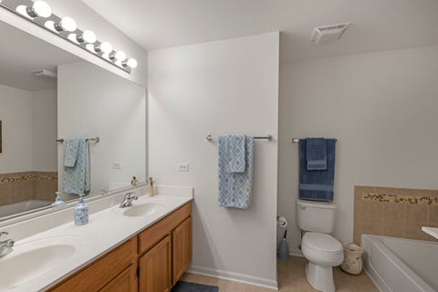 Tiny photo for 2702 Kendall Crossing, McHenry, IL 60051 (MLS # 12749235)