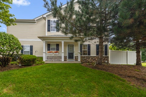 Tiny photo for 2702 Kendall Crossing, McHenry, IL 60051 (MLS # 12749235)