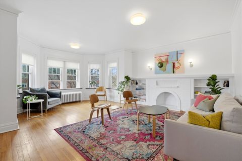 Tiny photo for 434 S Lombard Avenue S #2, Oak Park, IL 60302 (MLS # 12608237)