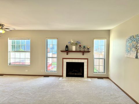 Tiny photo for 1604 ESTATE Circle, Naperville, IL 60565 (MLS # 12497914)