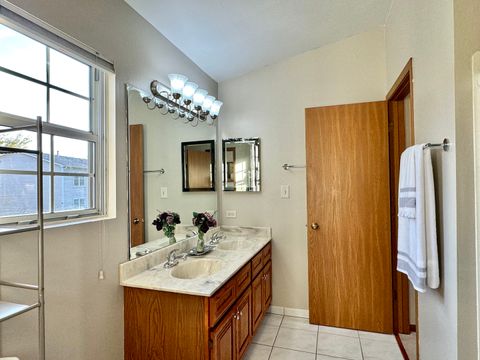 Tiny photo for 1604 ESTATE Circle, Naperville, IL 60565 (MLS # 12497914)