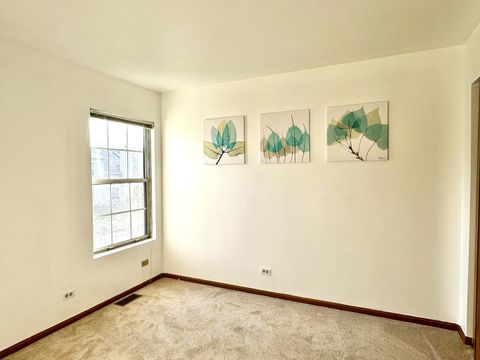 Tiny photo for 1604 ESTATE Circle, Naperville, IL 60565 (MLS # 12497914)