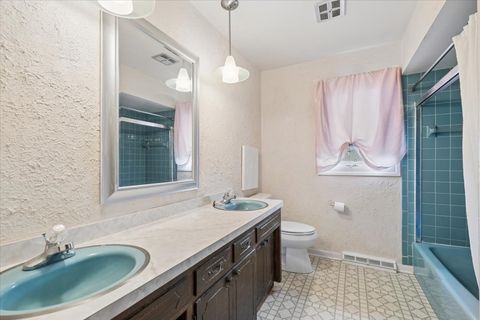 Tiny photo for 7546 Halesia Court, Orland Park, IL 60462 (MLS # 12614463)