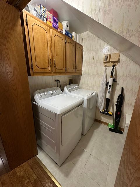 Tiny photo for 28 Queens Court #28, Westchester, IL 60154 (MLS # 12576670)