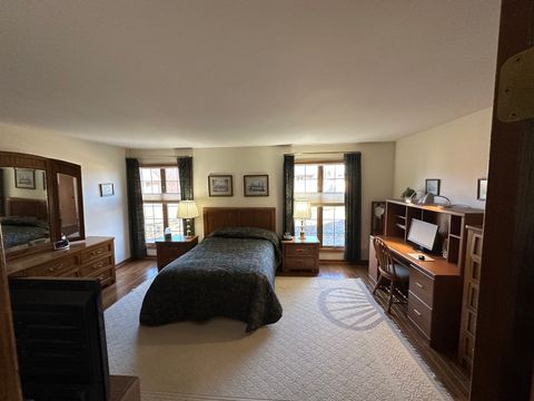 Tiny photo for 28 Queens Court #28, Westchester, IL 60154 (MLS # 12576670)