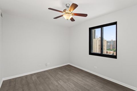 Tiny photo for 6150 N Kenmore Avenue #15B, Chicago, IL 60660 (MLS # 12451077)