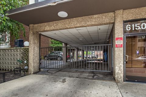 Tiny photo for 6150 N Kenmore Avenue #15B, Chicago, IL 60660 (MLS # 12451077)