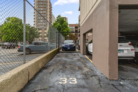 Tiny photo for 6150 N Kenmore Avenue #15B, Chicago, IL 60660 (MLS # 12451077)