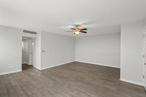 Tiny photo for 6150 N Kenmore Avenue #15B, Chicago, IL 60660 (MLS # 12451077)