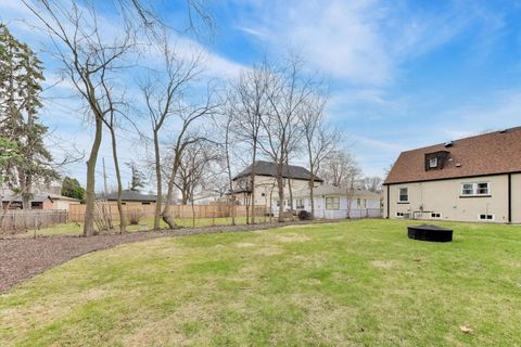 Tiny photo for 321 S Gilbert Avenue, La Grange, IL 60525 (MLS # 12604640)