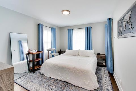 Tiny photo for 321 S Gilbert Avenue, La Grange, IL 60525 (MLS # 12604640)