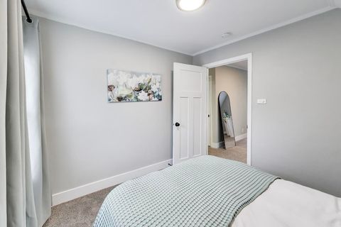 Tiny photo for 321 S Gilbert Avenue, La Grange, IL 60525 (MLS # 12604640)