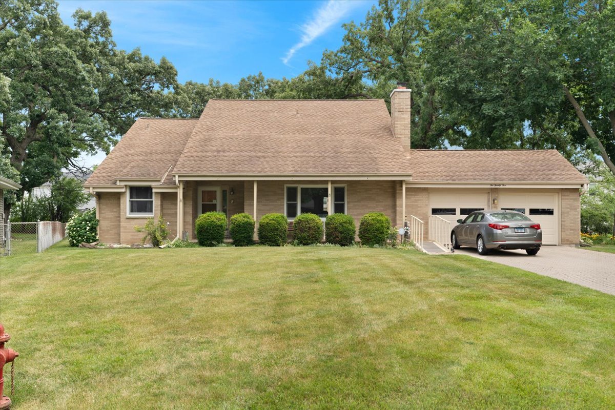225 Ironwood Drive