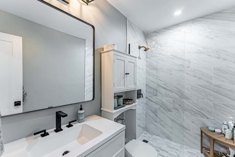 Tiny photo for 3600 N Lake Shore Drive #907, Chicago, IL 60613 (MLS # 12684205)