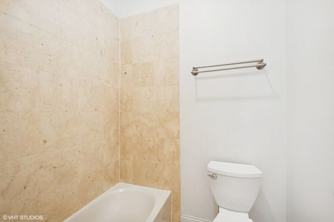 Tiny photo for 2329 N Oakley Avenue #3E, Chicago, IL 60647 (MLS # 12450505)