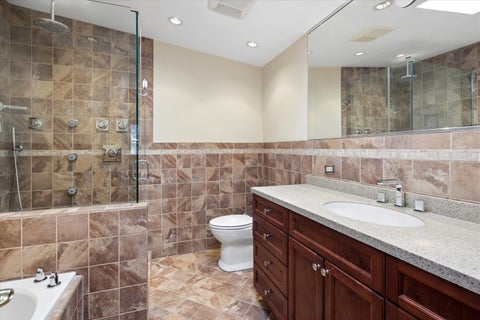 Tiny photo for 4421 W Lunt Avenue, Lincolnwood, IL 60712 (MLS # 12791739)