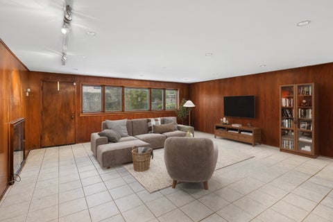 Tiny photo for 4421 W Lunt Avenue, Lincolnwood, IL 60712 (MLS # 12791739)