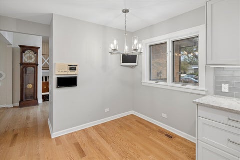 Tiny photo for 4421 W Lunt Avenue, Lincolnwood, IL 60712 (MLS # 12791739)