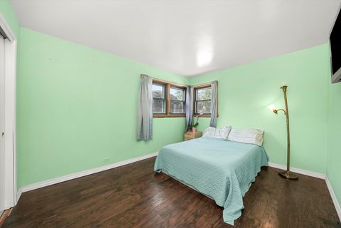 Tiny photo for 1003 W Hillside Drive, Bensenville, IL 60106 (MLS # 12464309)