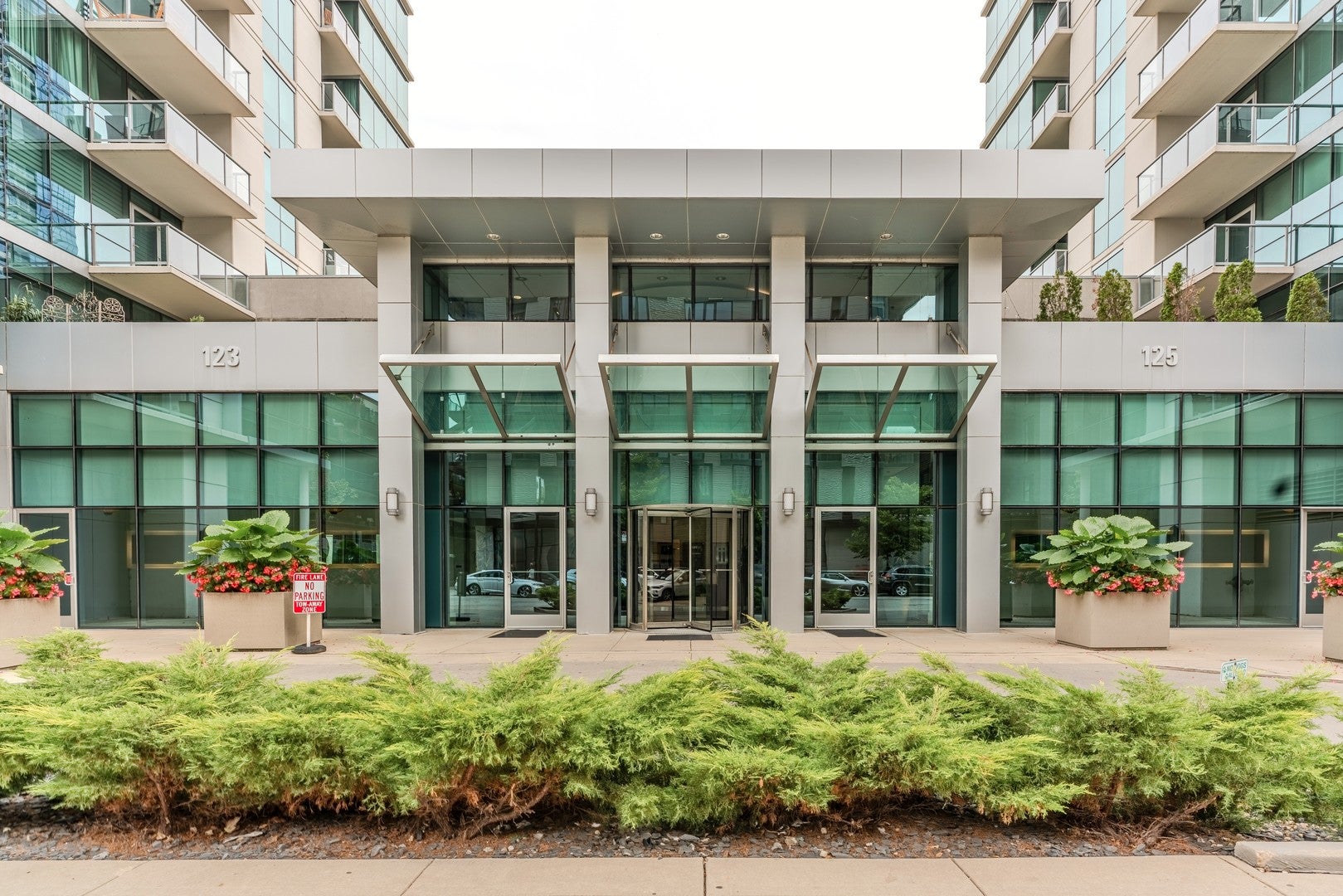 123 S Green Street 506B