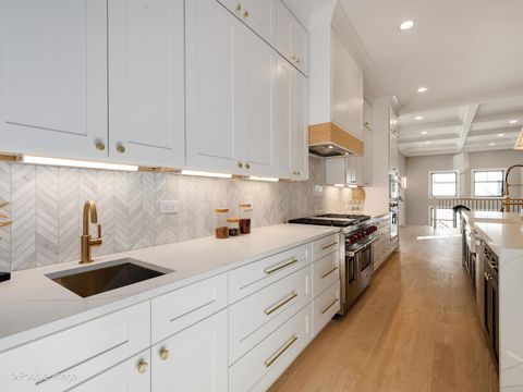 Tiny photo for 2902 N Seeley Avenue, Chicago, IL 60618 (MLS # 12528225)