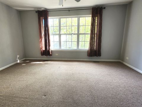 Tiny photo for 349 W Pointe Drive, Vernon Hills, IL 60061 (MLS # 12482246)