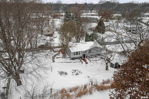 Tiny photo for 8325 55TH Street, Coal Valley, IL 61240 (MLS # QC4269820)