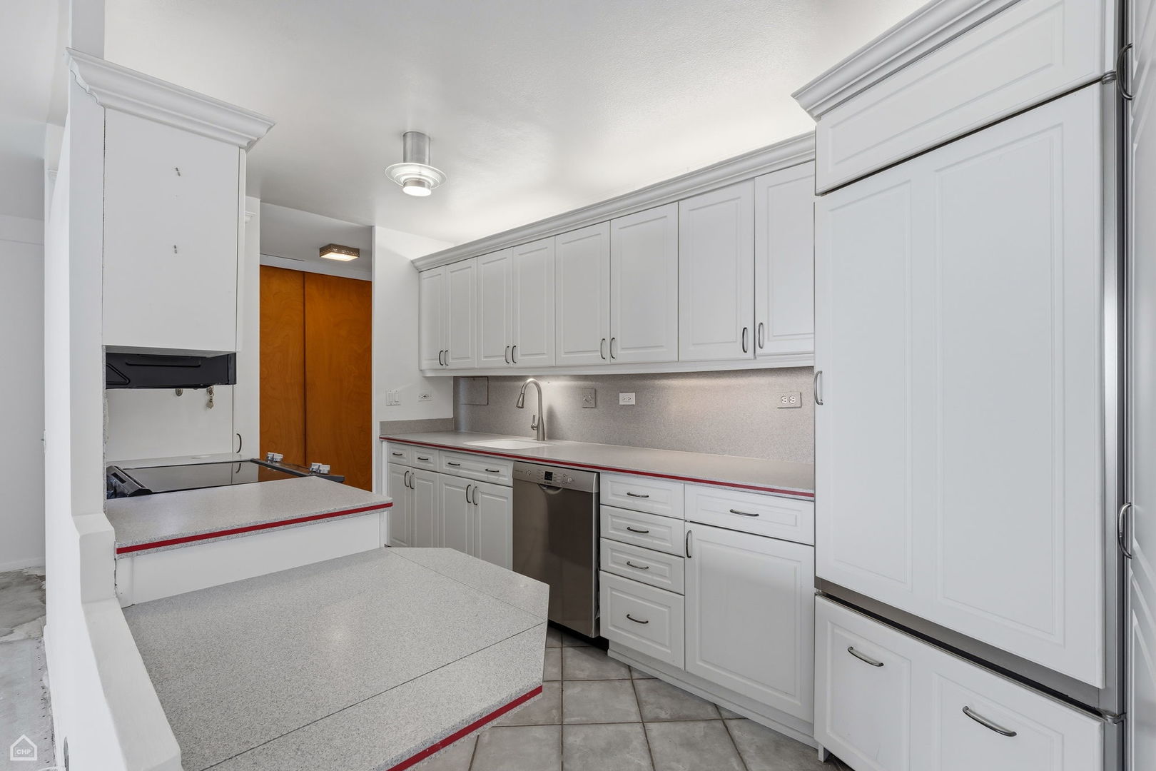 900 N Lake Shore Drive 1207