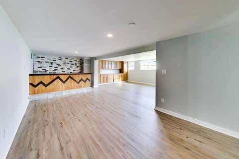 Tiny photo for 2925 E 188th Place, Lansing, IL 60438 (MLS # 12707668)