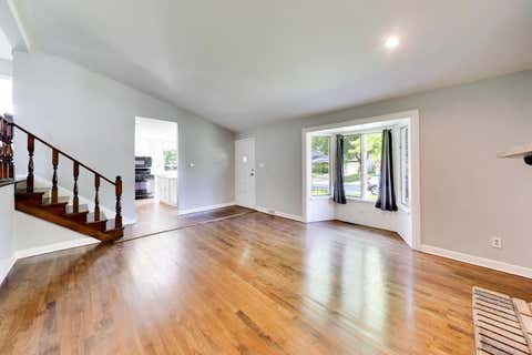Tiny photo for 2925 E 188th Place, Lansing, IL 60438 (MLS # 12707668)